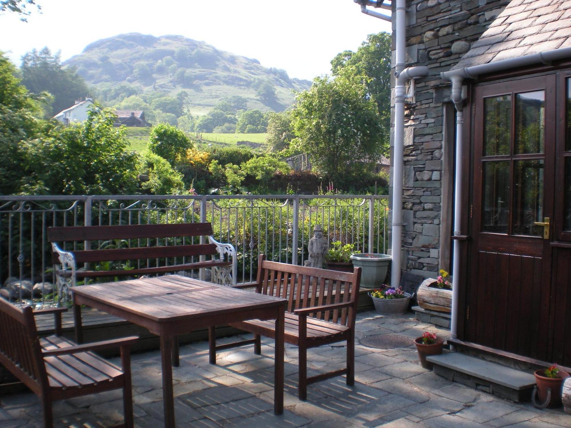 The Black Bull Inn And Hotel Coniston Exterior photo